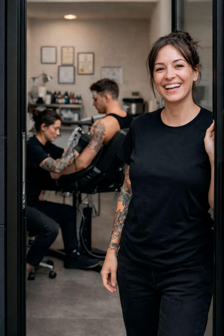 Requisitos legales tatuador Valencia higiene seguridad material esterilizado curso homologado